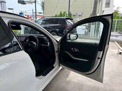 318i Touring RHD