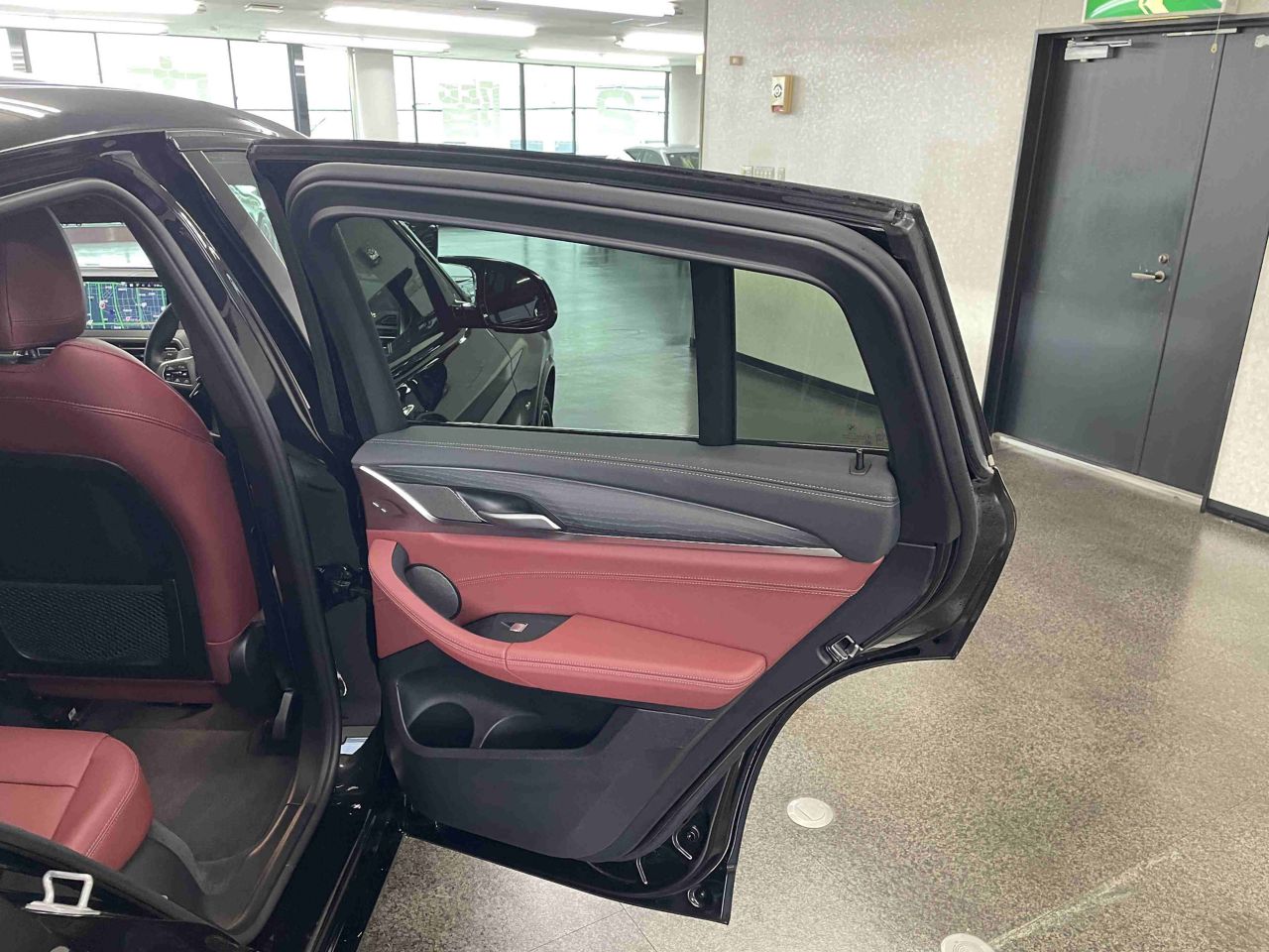 G02 X4 M40i RHD LCI