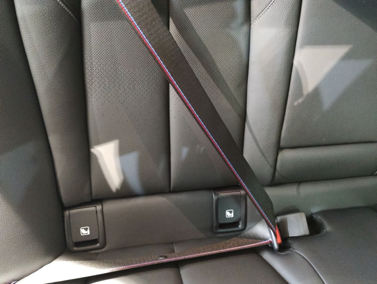 F4* **35i xDrive **** ***** B48 2.0i
