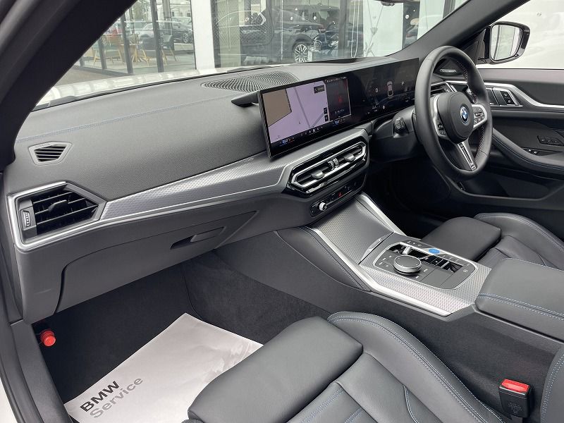 G26 i4 M50 RHD