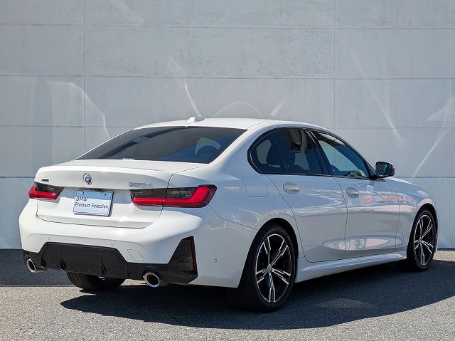 320d xDrive Berline RHD