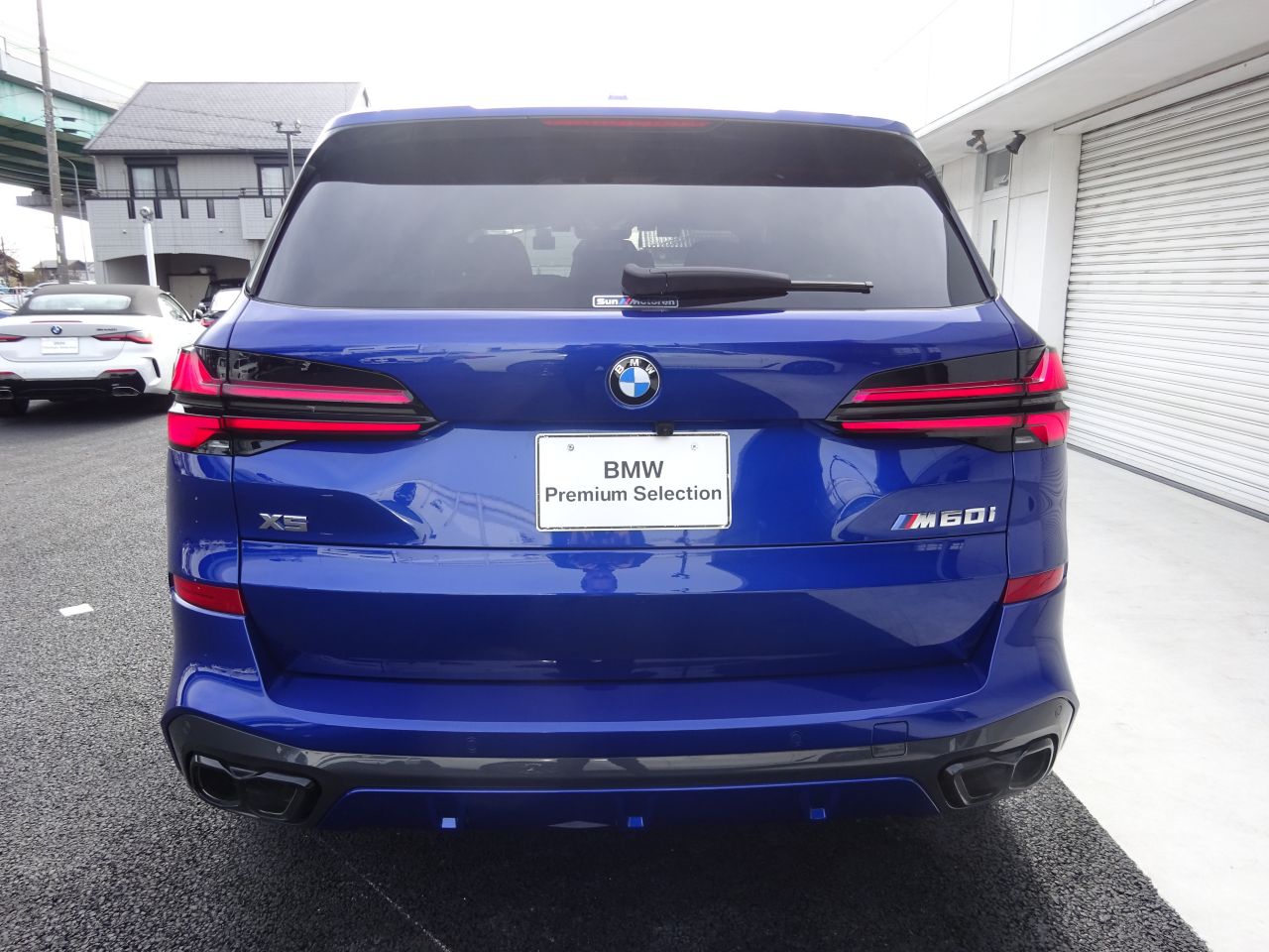 X5 M60i xDrive RHD