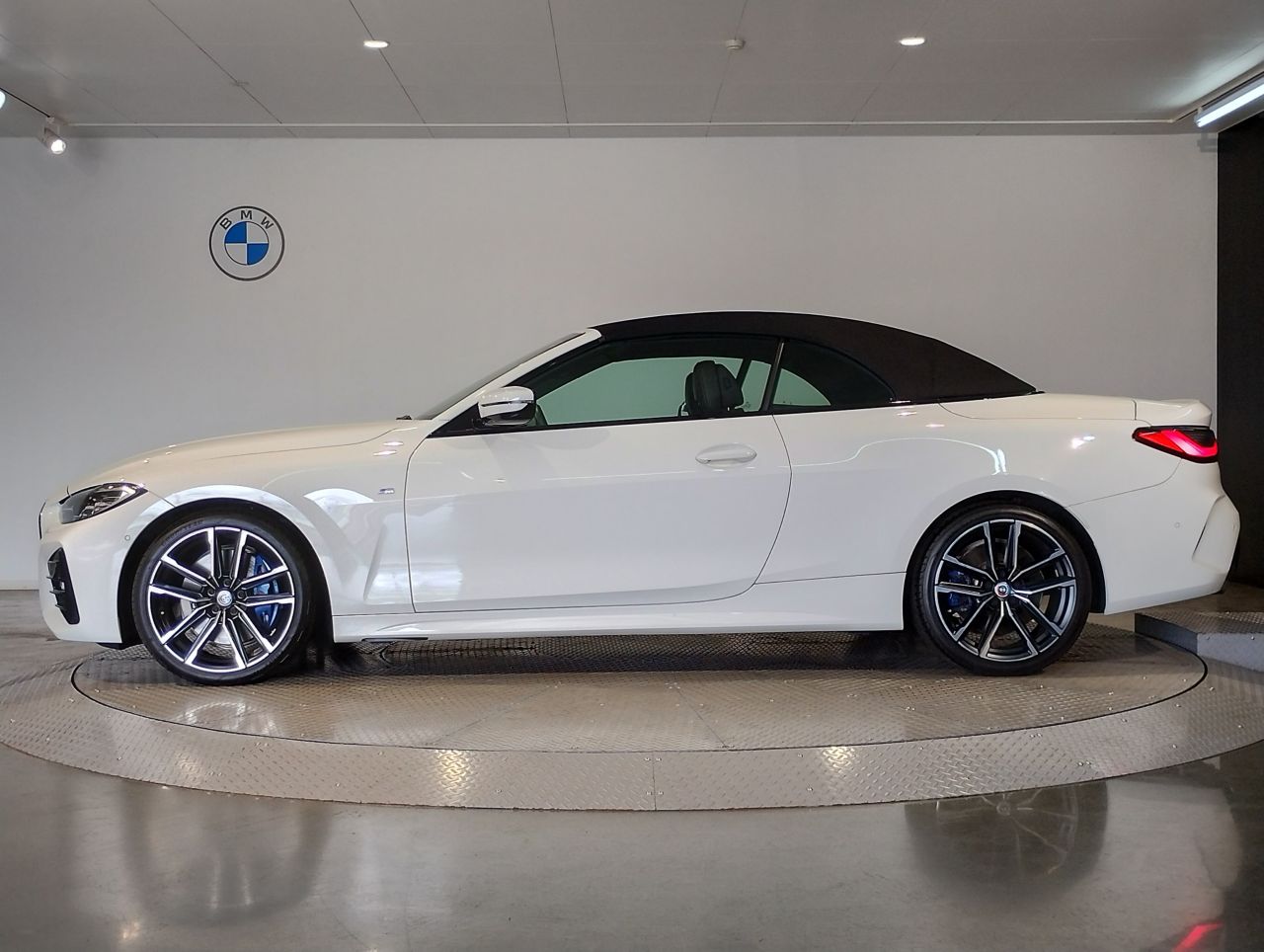 G23 420i Convertible RHD