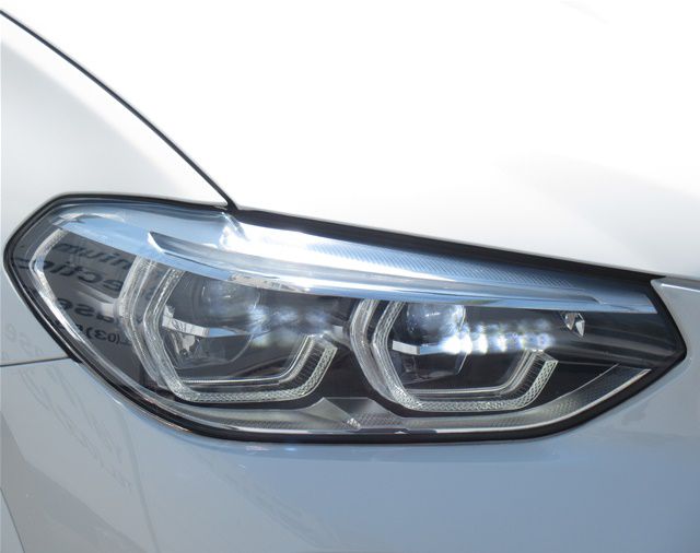 X4 M40i RHD