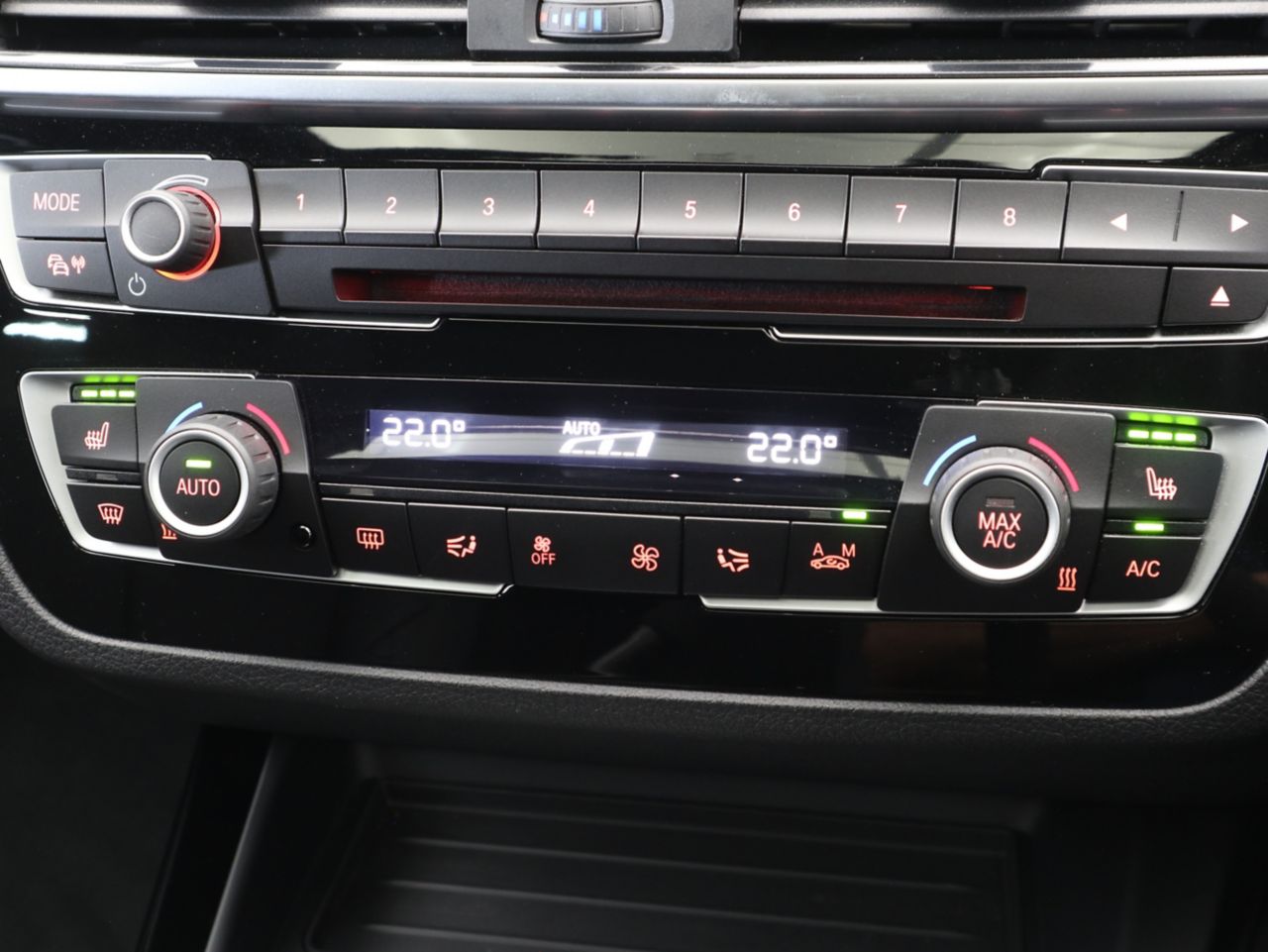 118D 5DOOR RHD
