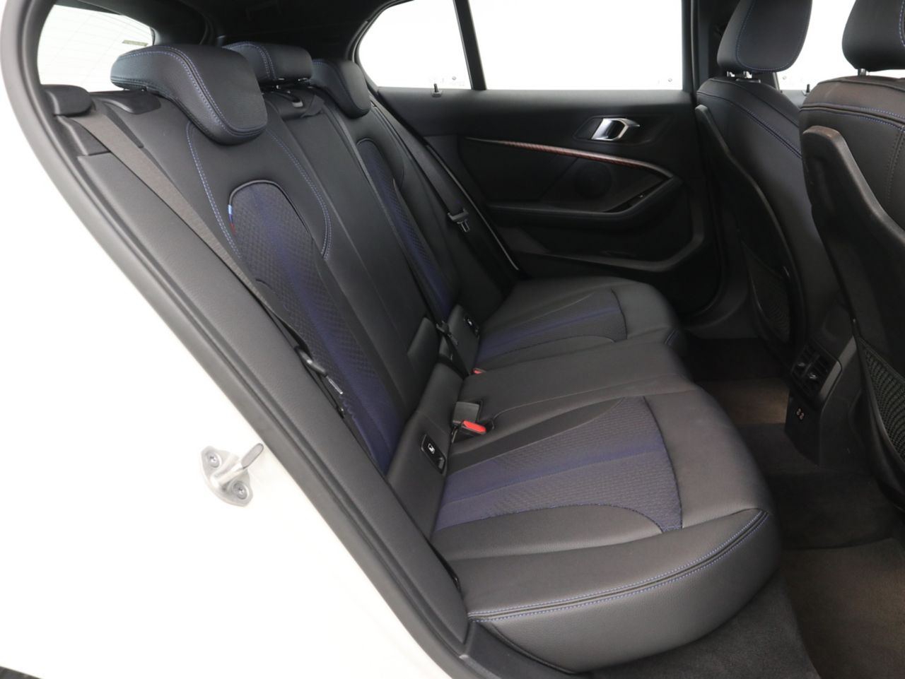 F40 118d Sports Hatch 5-door B47 2.0d