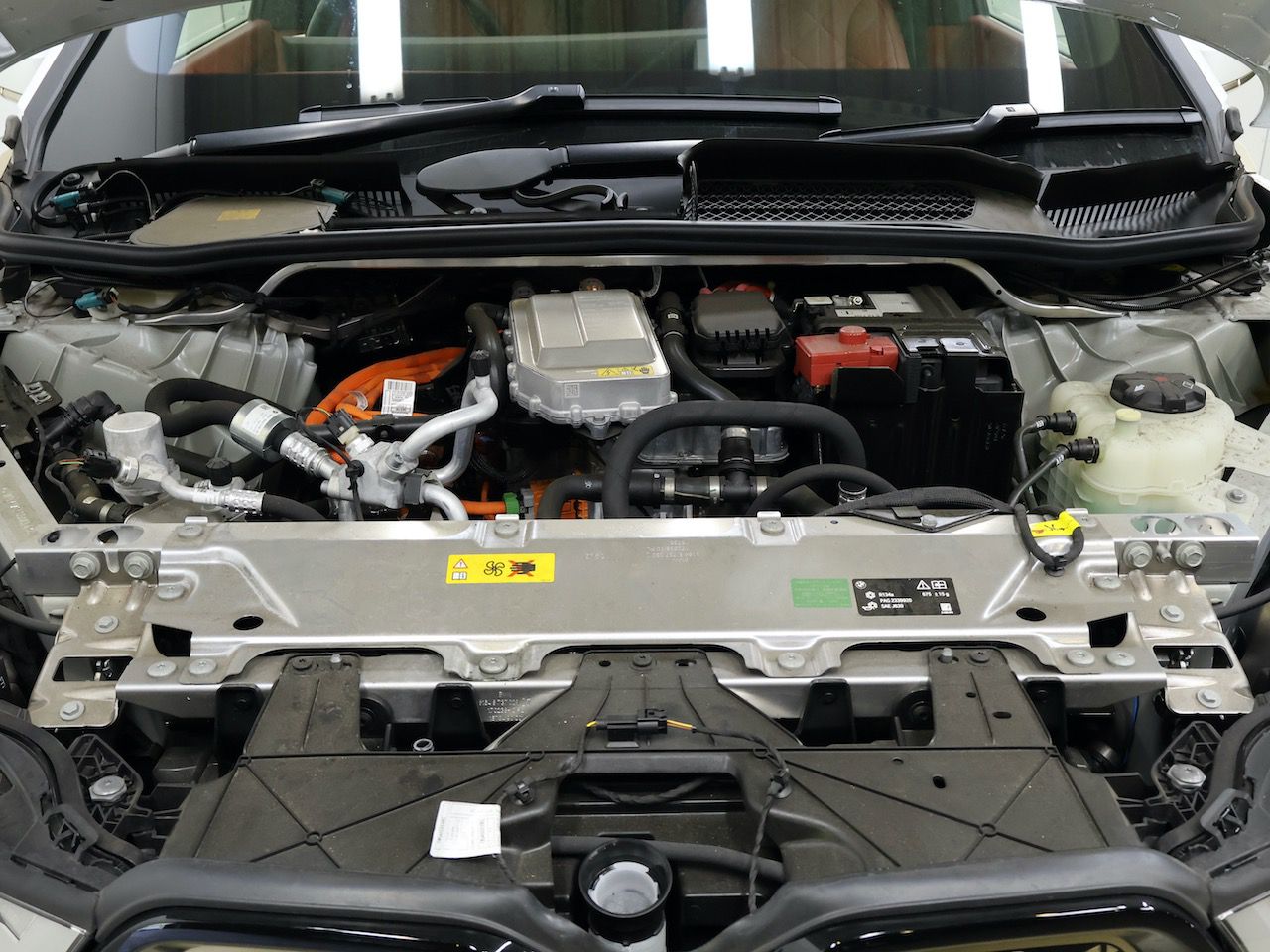 i20 iX xDrive40