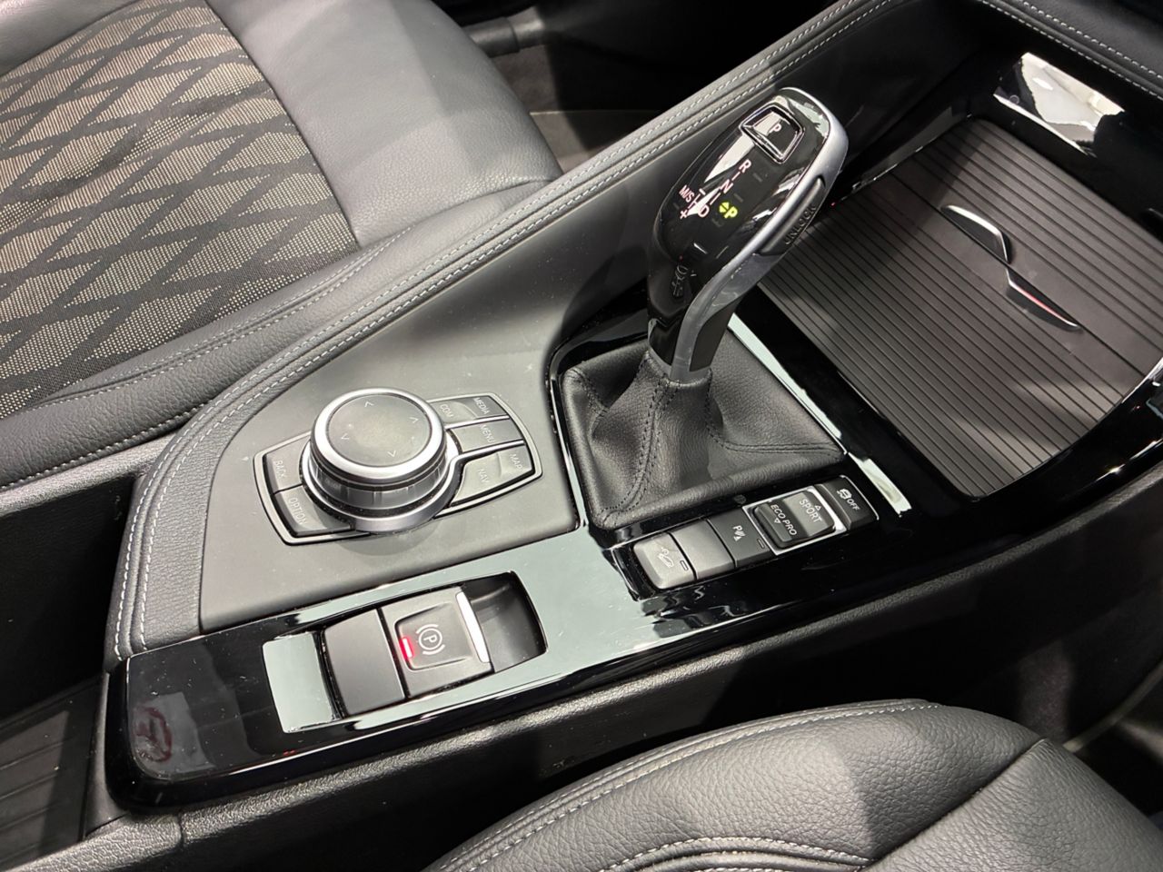 F48 X1 xDrive18d B47 2.0d LCI