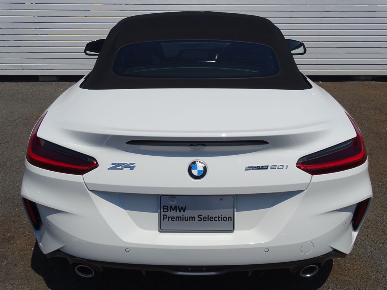 G29 z4 sDrive20i RHD