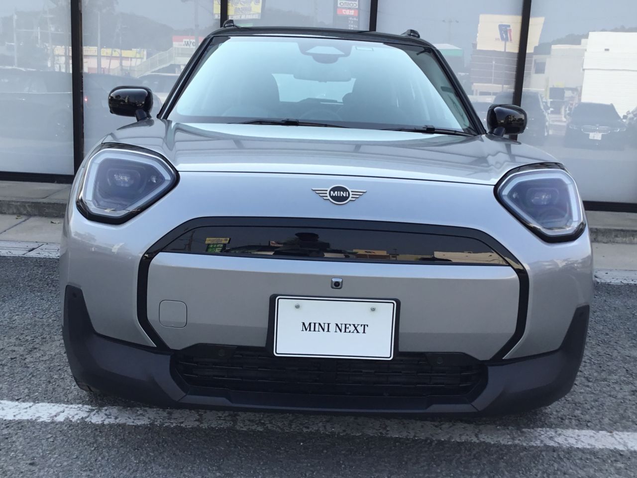 J05 MINI Aceman E