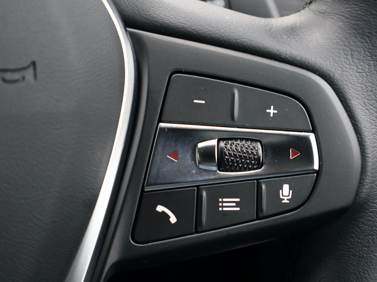 F40 118d Sports Hatch 5-door B47 2.0d