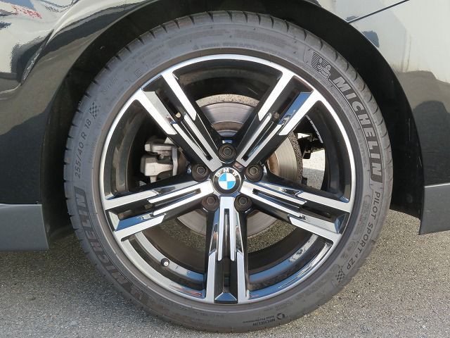 G42 220i Coupe