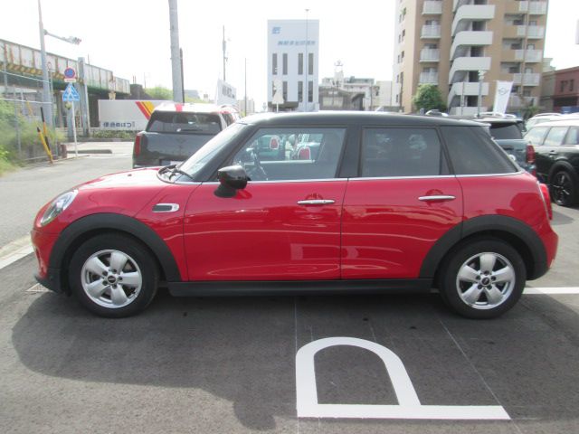 F55 MINI Cooper 5-Door Hatch LCI