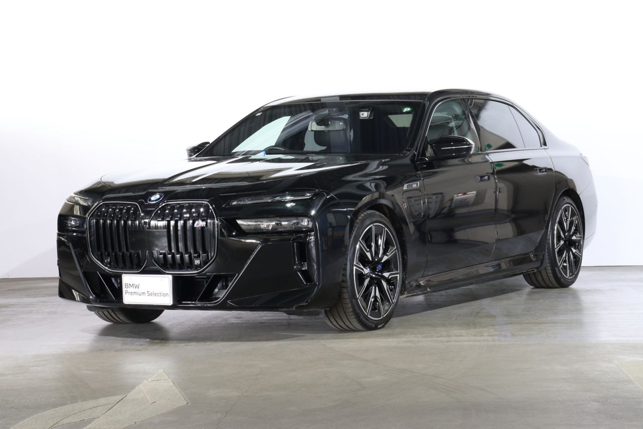 i7 M70 xDrive