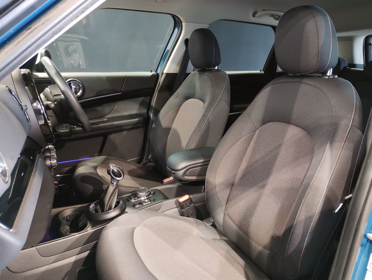MINI CROSSOVER COOPER D