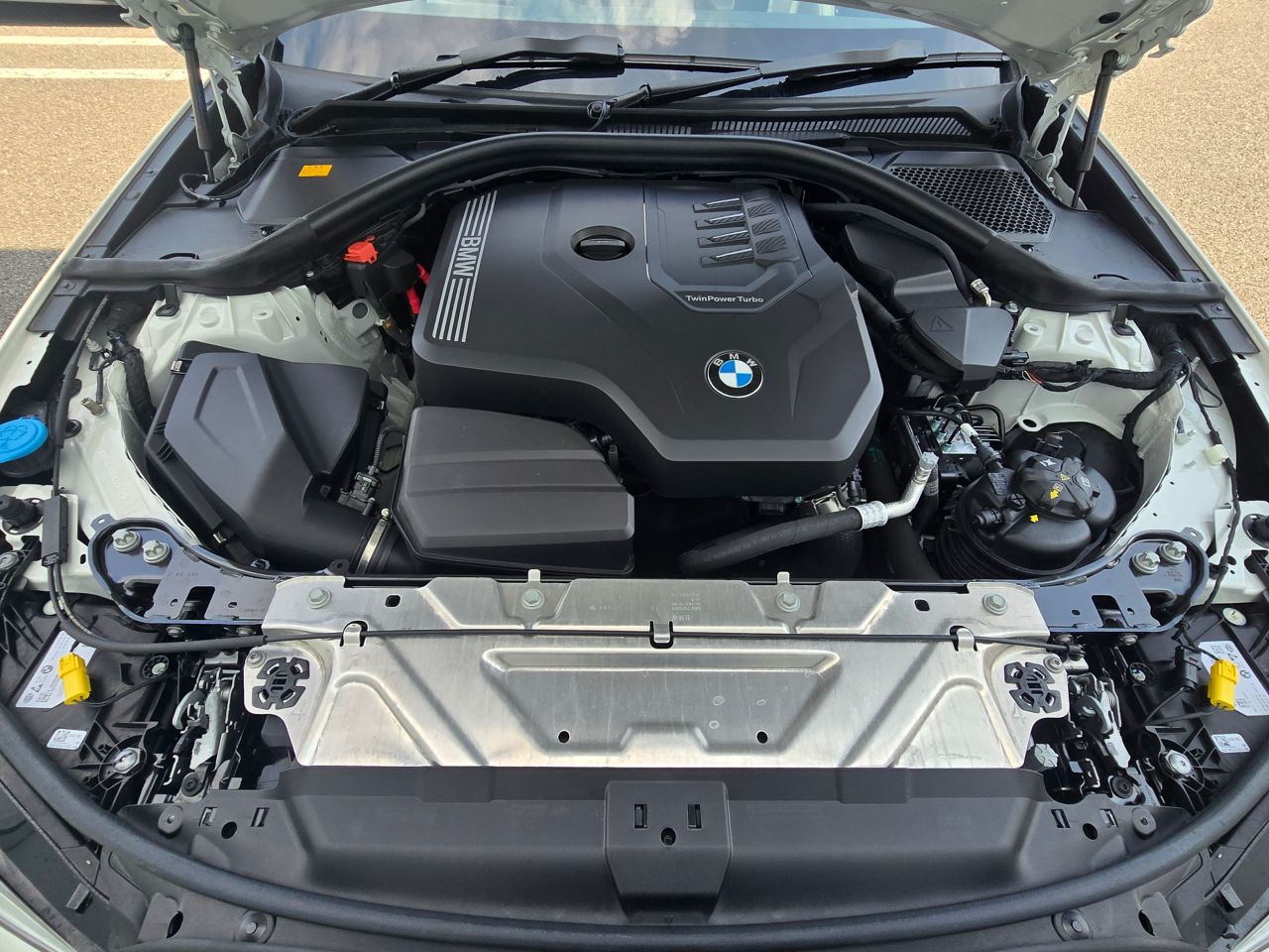 G20 320i Saloon LCI RHD MX