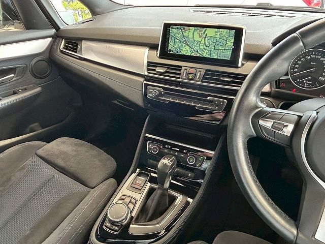 218D ACTIVE TOURER RHD