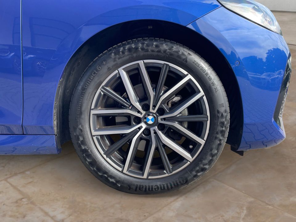 BMW 218
