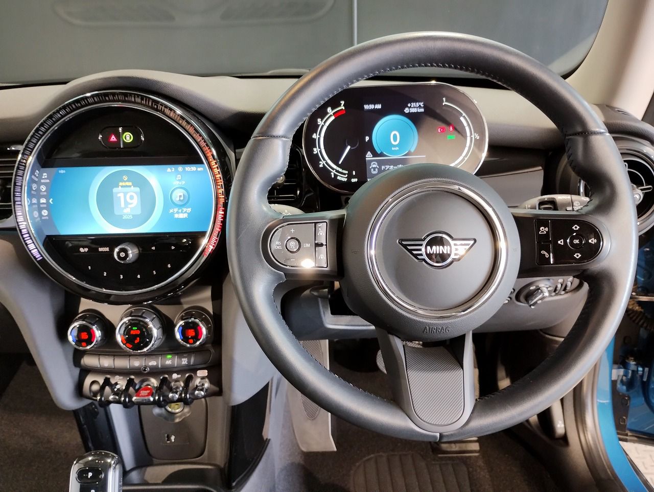 MINI Cooper F56 RHD