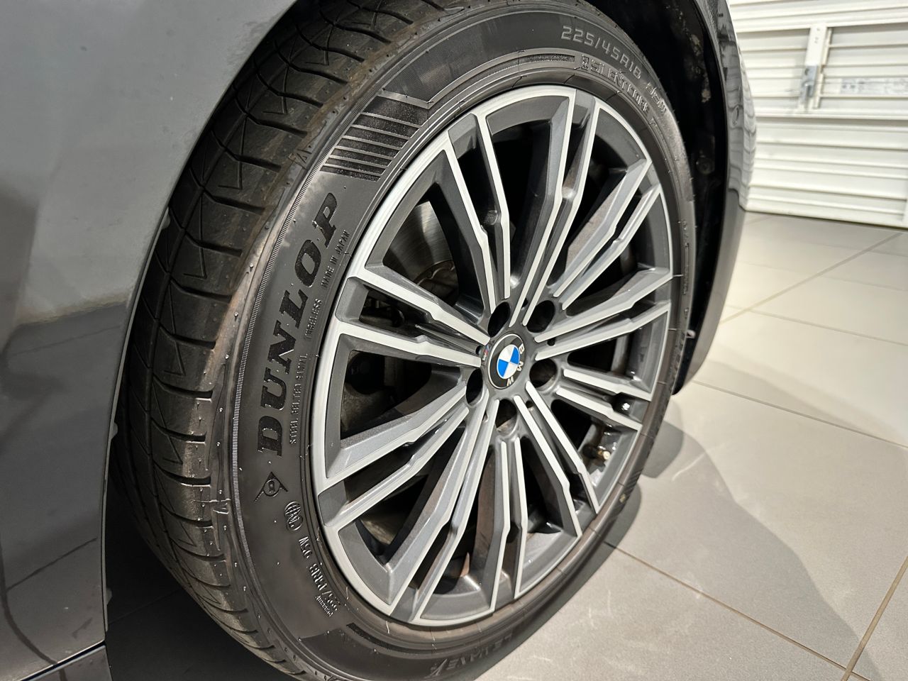G20 320d xDrive RHD Saloon