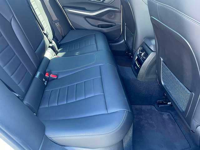 G20 330e Saloon RHD MX