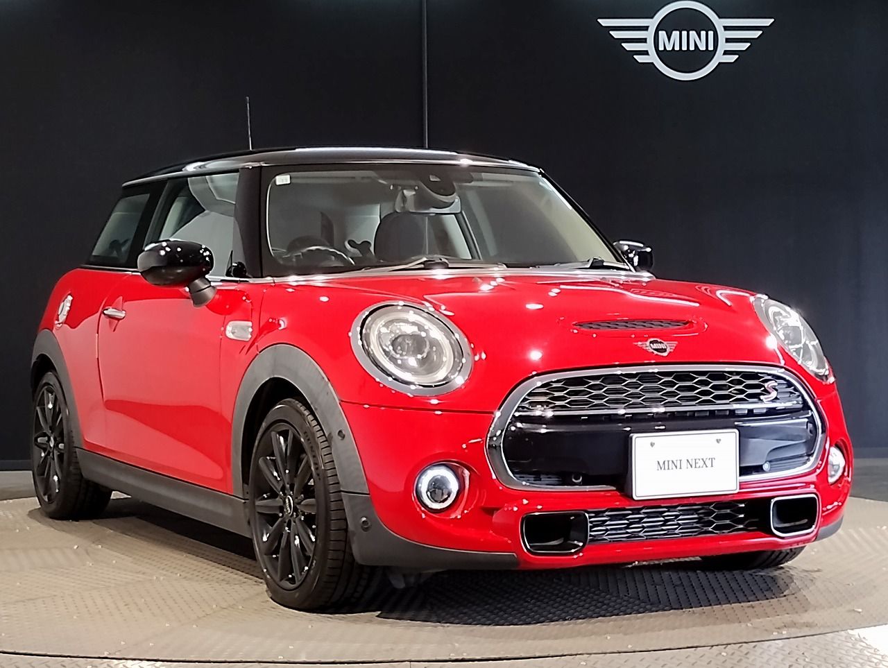 F56 COOPER S D(AT)