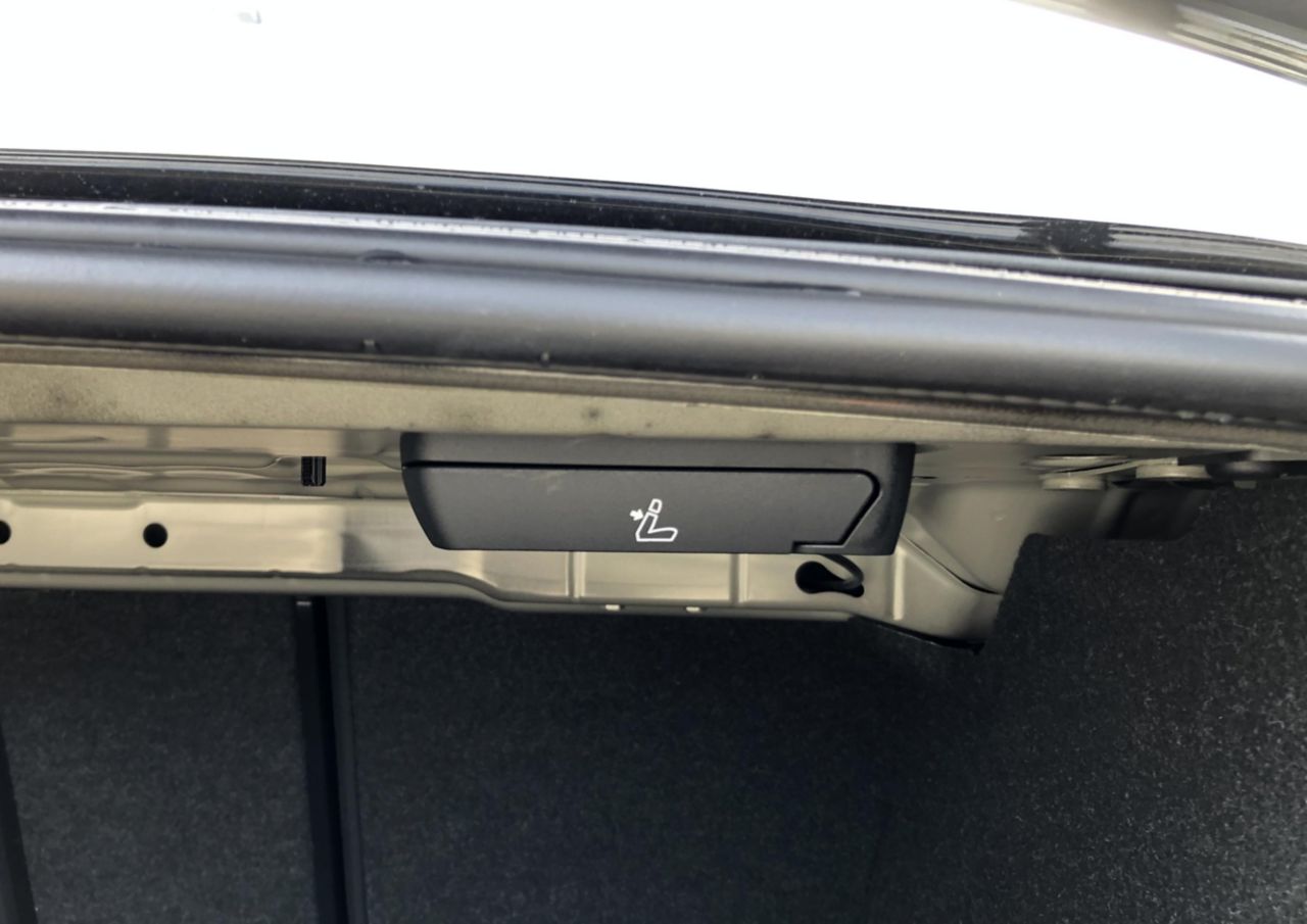 320d xDrive Berline RHD