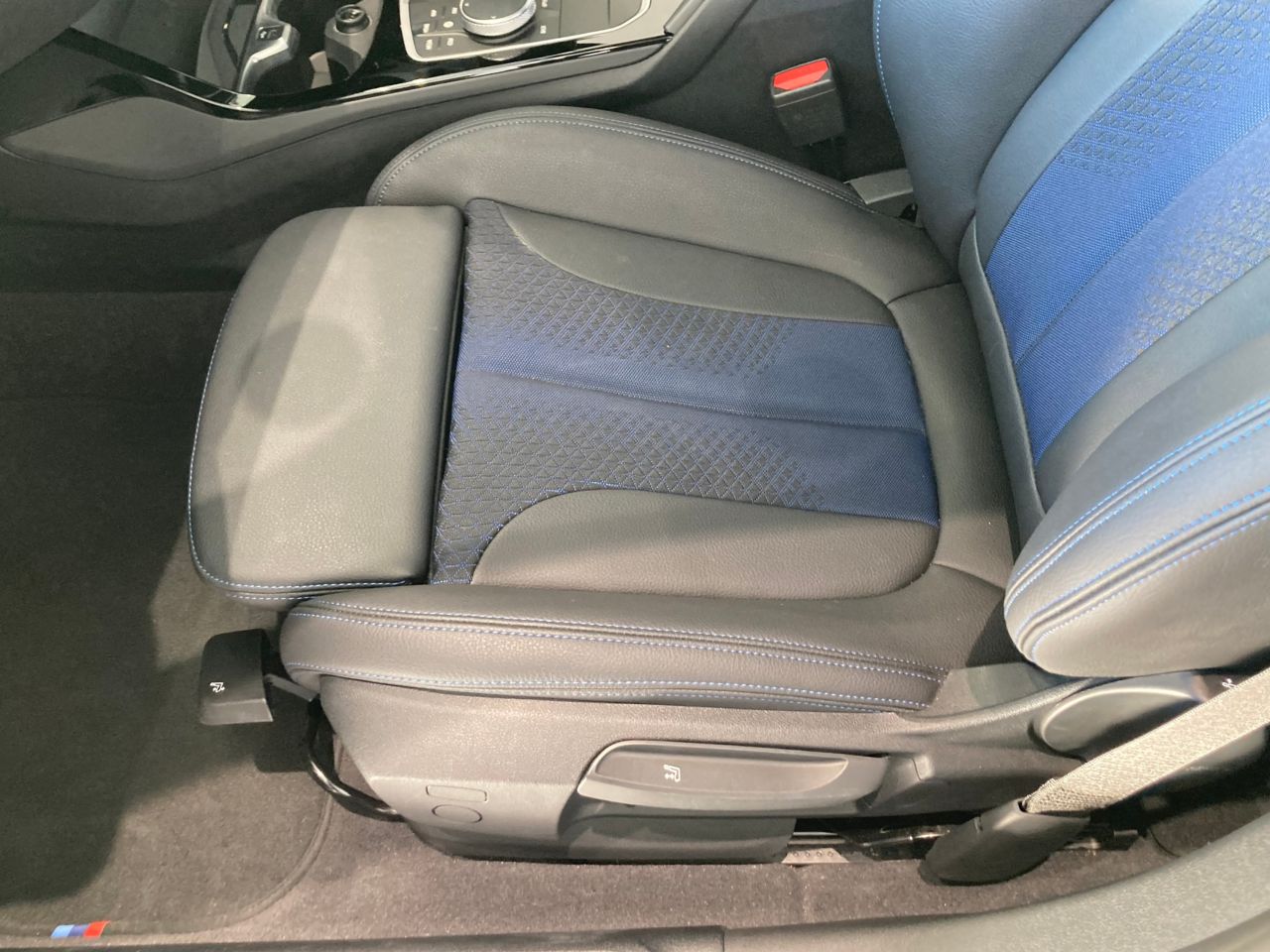 F40 118d Sports Hatch 5-door B47 2.0d