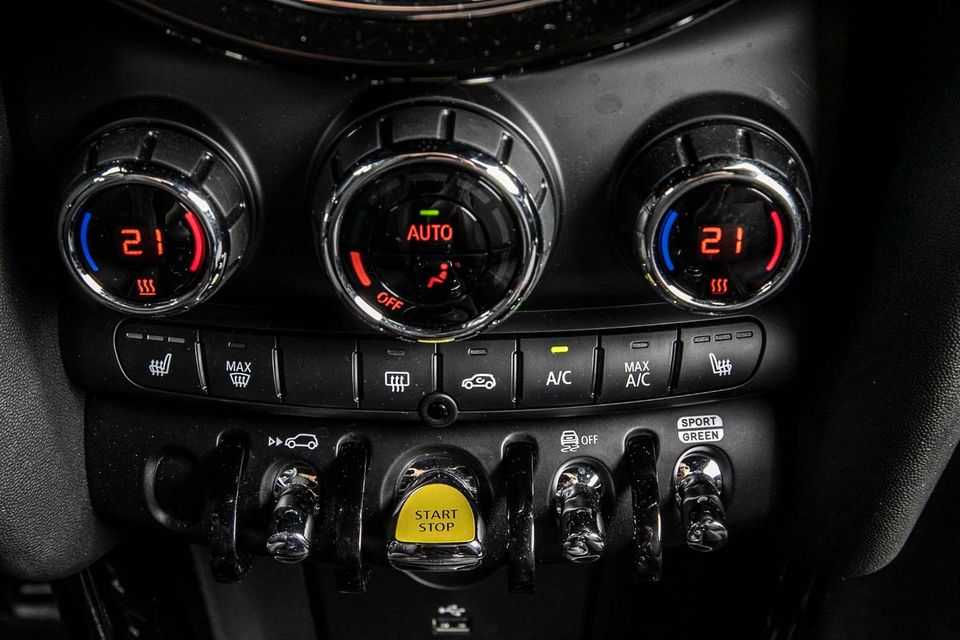 MINI Cooper SE
