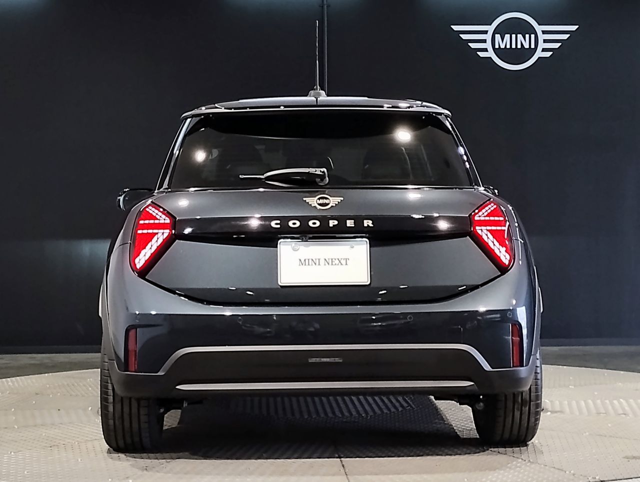 F66 MINI Cooper C 3Dr