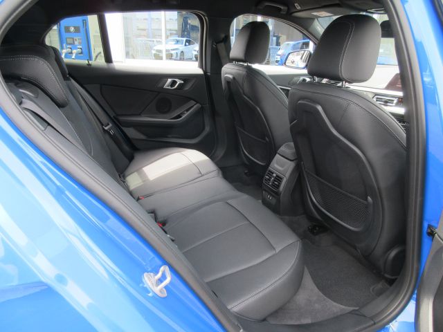 F40 118d Sports Hatch 5-door B47 2.0d