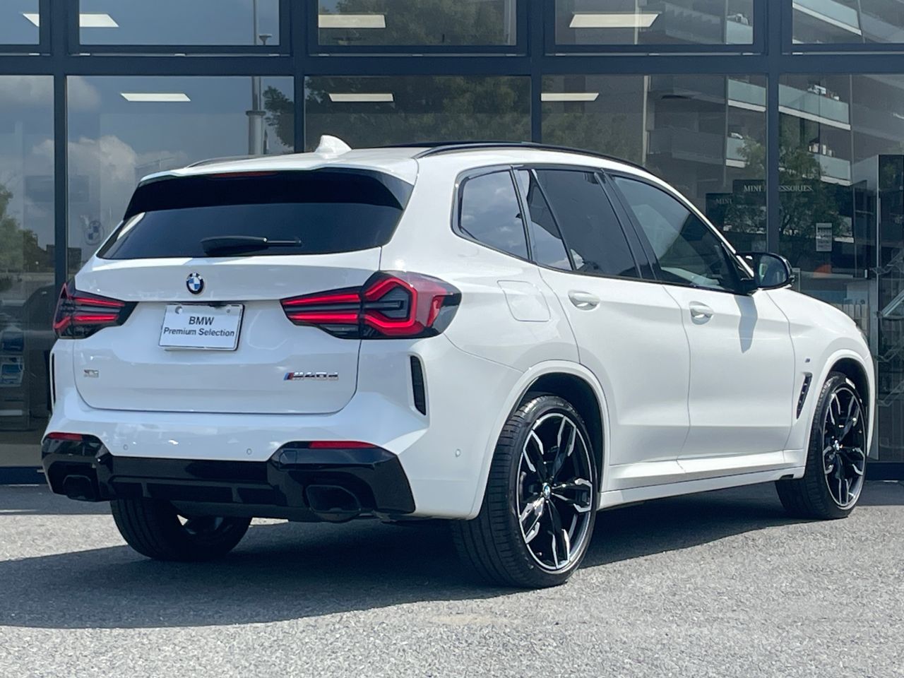 G01 X3 M40d RHD LCI ZA