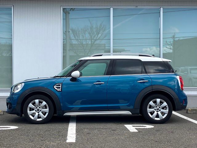 MINI CROSSOVER COOPER D