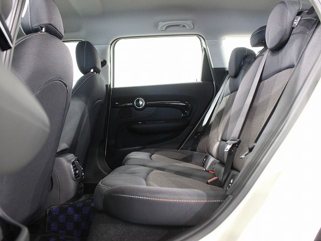MINI CLUBMAN COOPER D