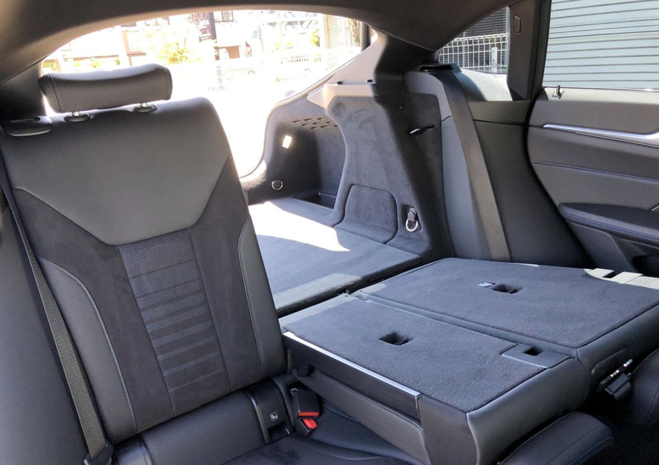G26 i4 eDrive35 RHD