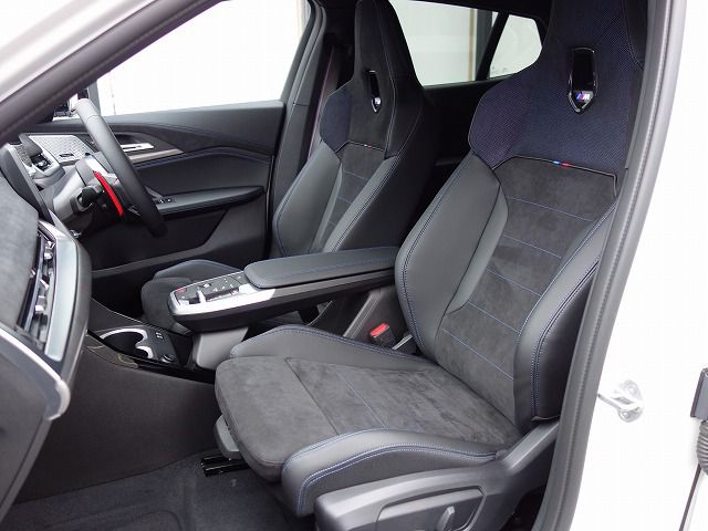X2 M35i xDrive RHD