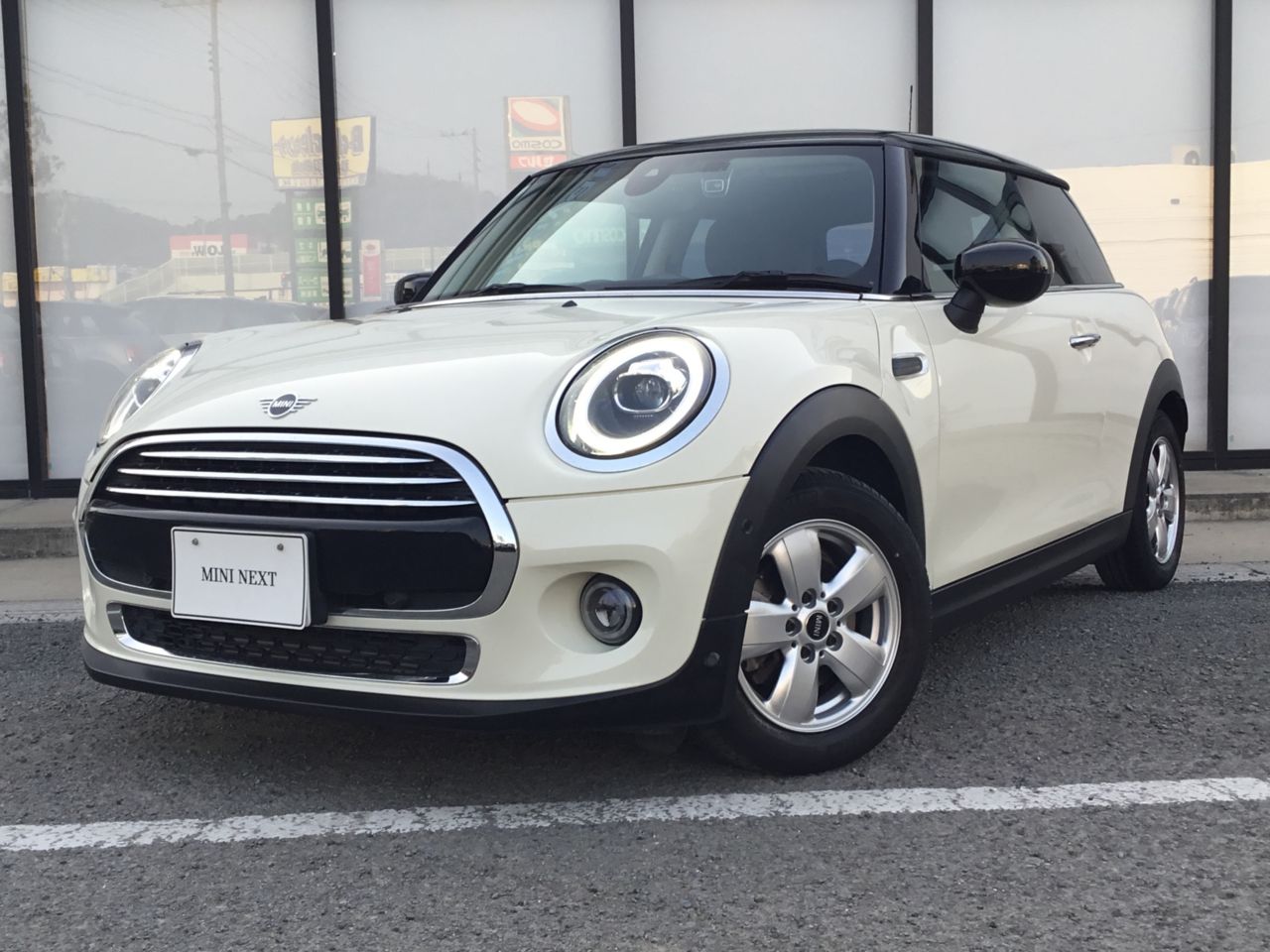 MINI COOPER 3 DOOR.