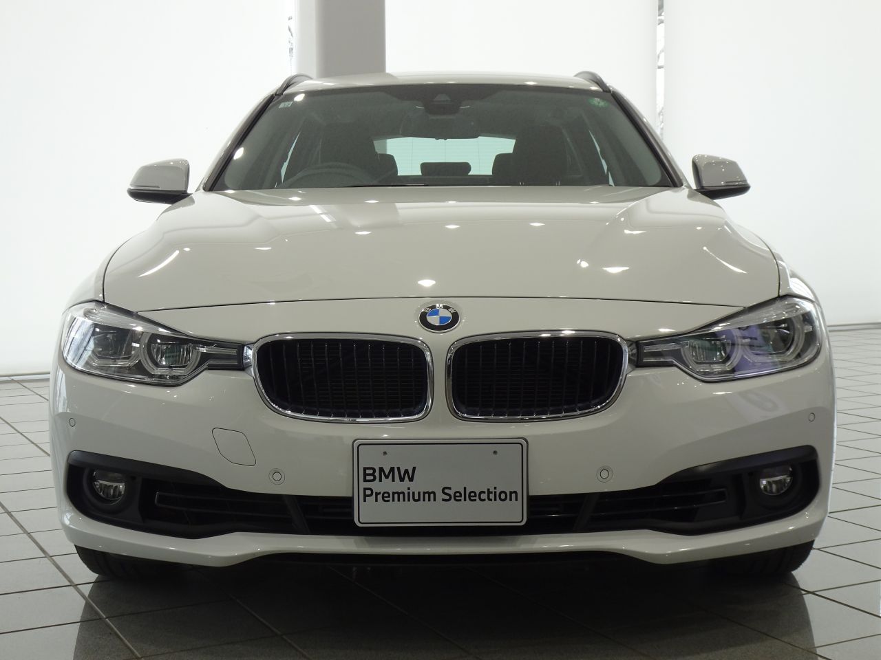 318I TOURING RHD