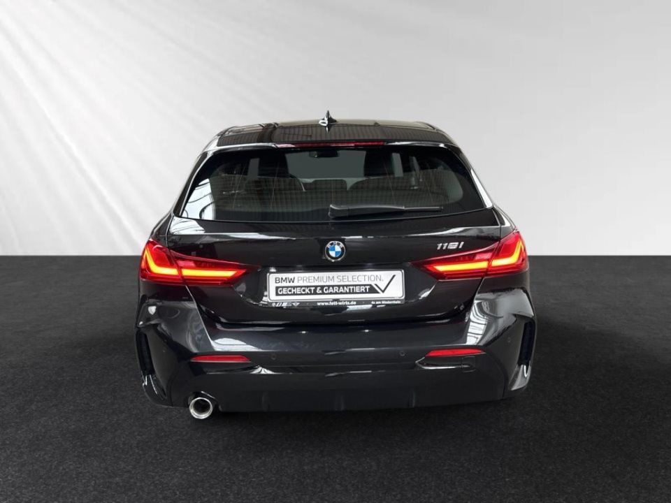 BMW 118