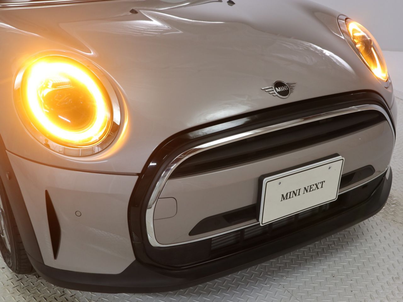 MINI Cooper F56 RHD