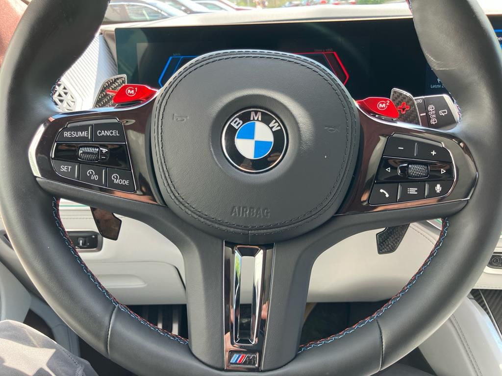 BMW XM