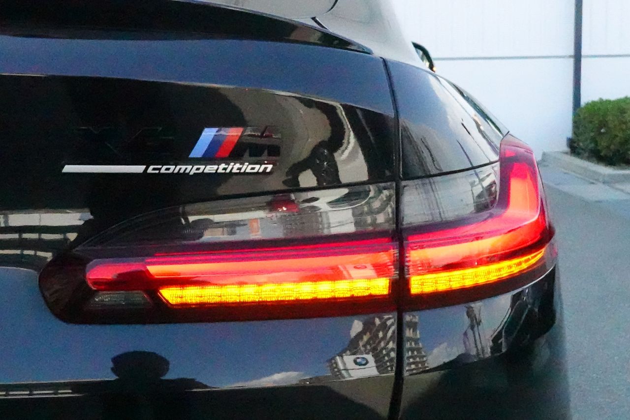 X4 M RHD
