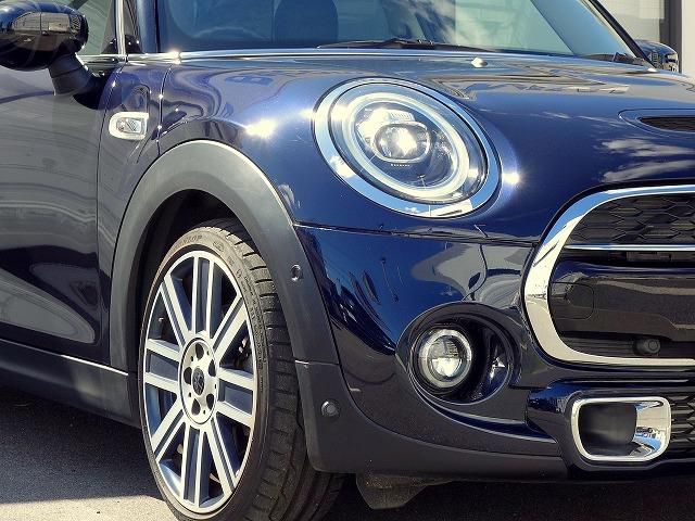 F55 COOPER S D(AT)