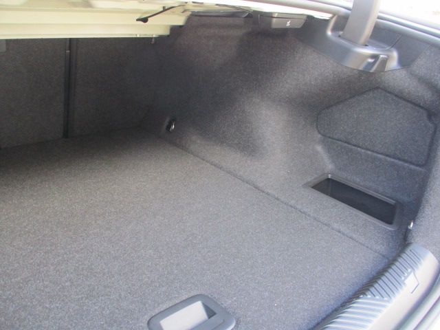 BMW i5 eDrive40 Sedan RHD