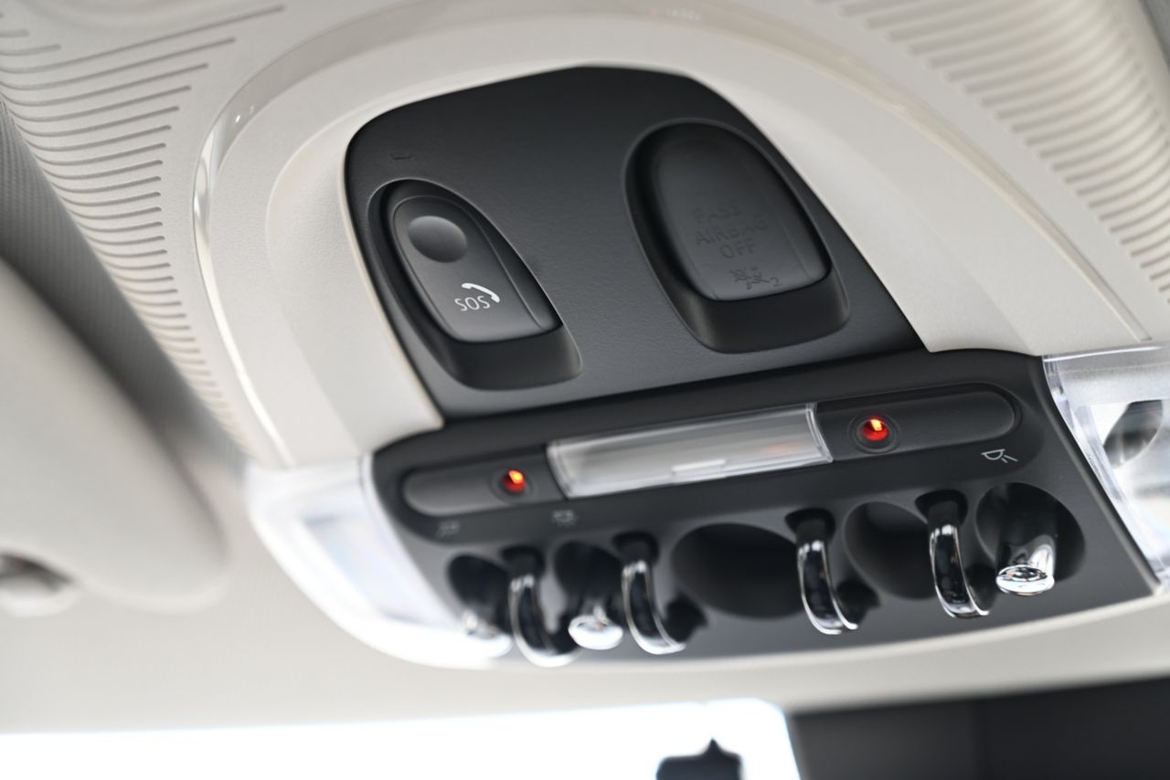 MINI Cooper F56 RHD