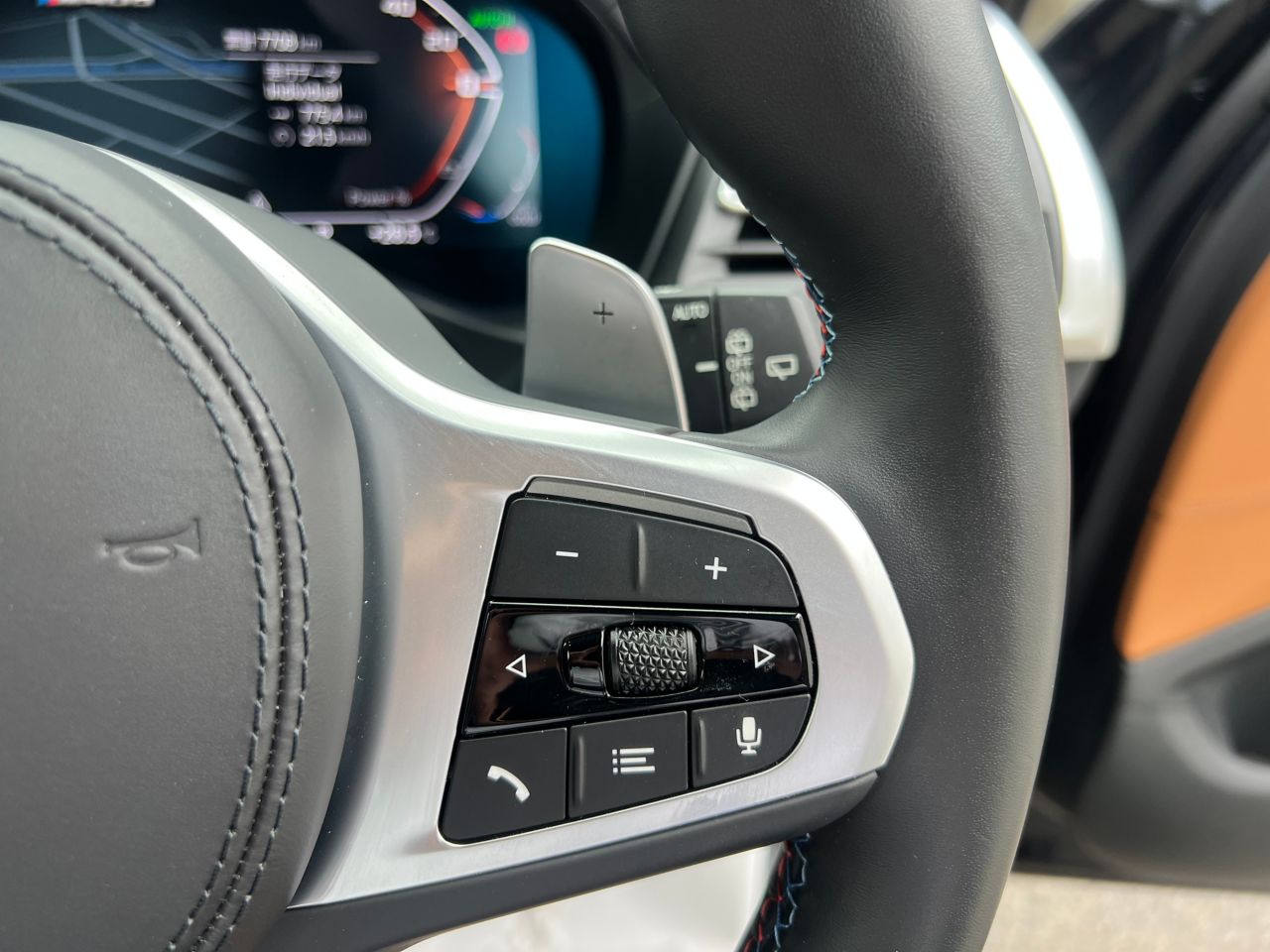 G01 X3 M40d RHD LCI ZA