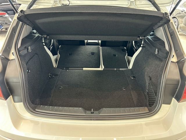 118 5DOOR RHD
