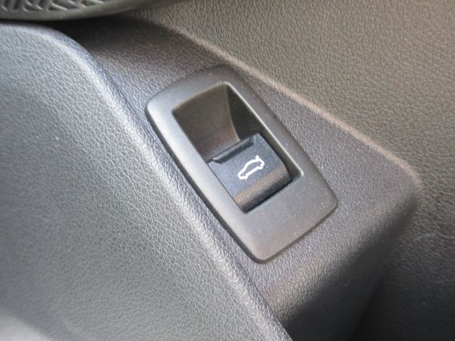 U11 iX1 xDrive30