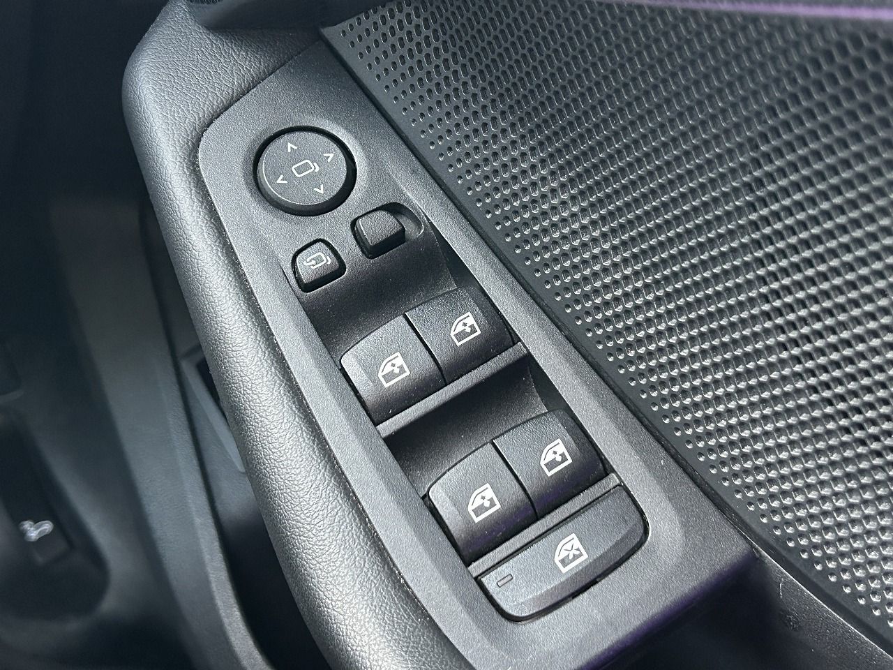 F40 118d Sports Hatch 5-door B47 2.0d