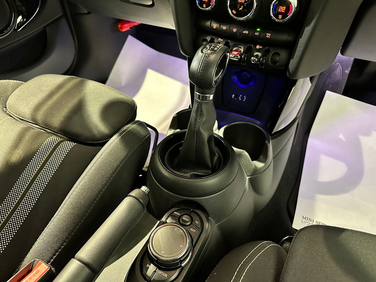 F55 COOPER S D(AT)